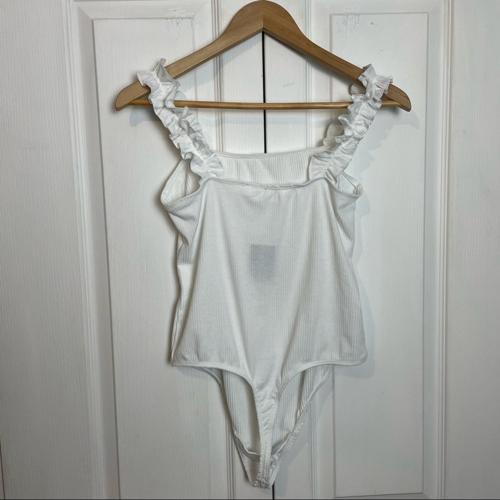 Ribbed Bodysuit With Ruffled Straps NWT - Picture 7 of 9